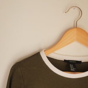 Forever 21 - Green 3/4 Sleeve Cropped Top